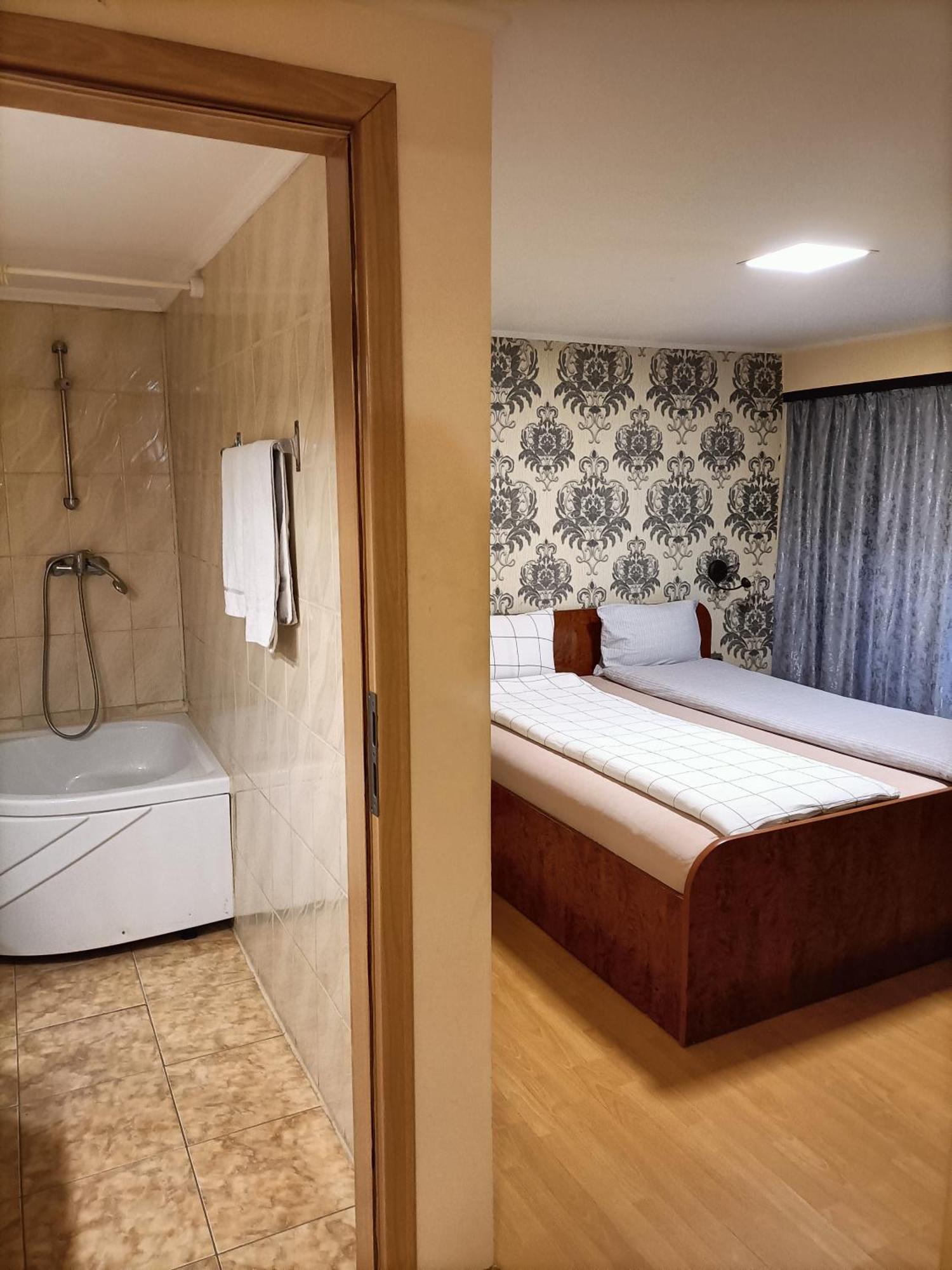 Casa Heidi Hotel Timisoara Exterior photo
